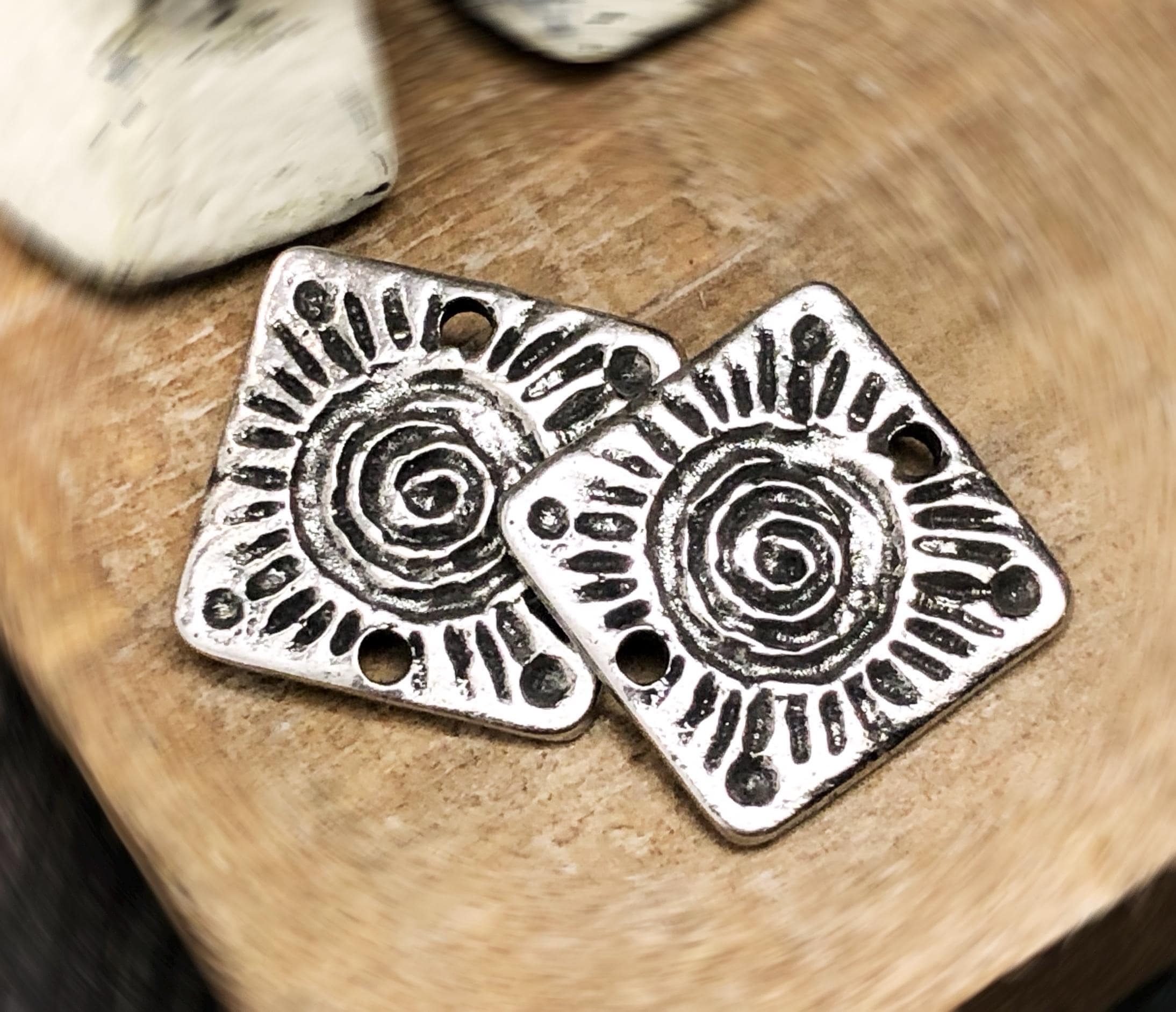 Spiral Connectors - Image 3