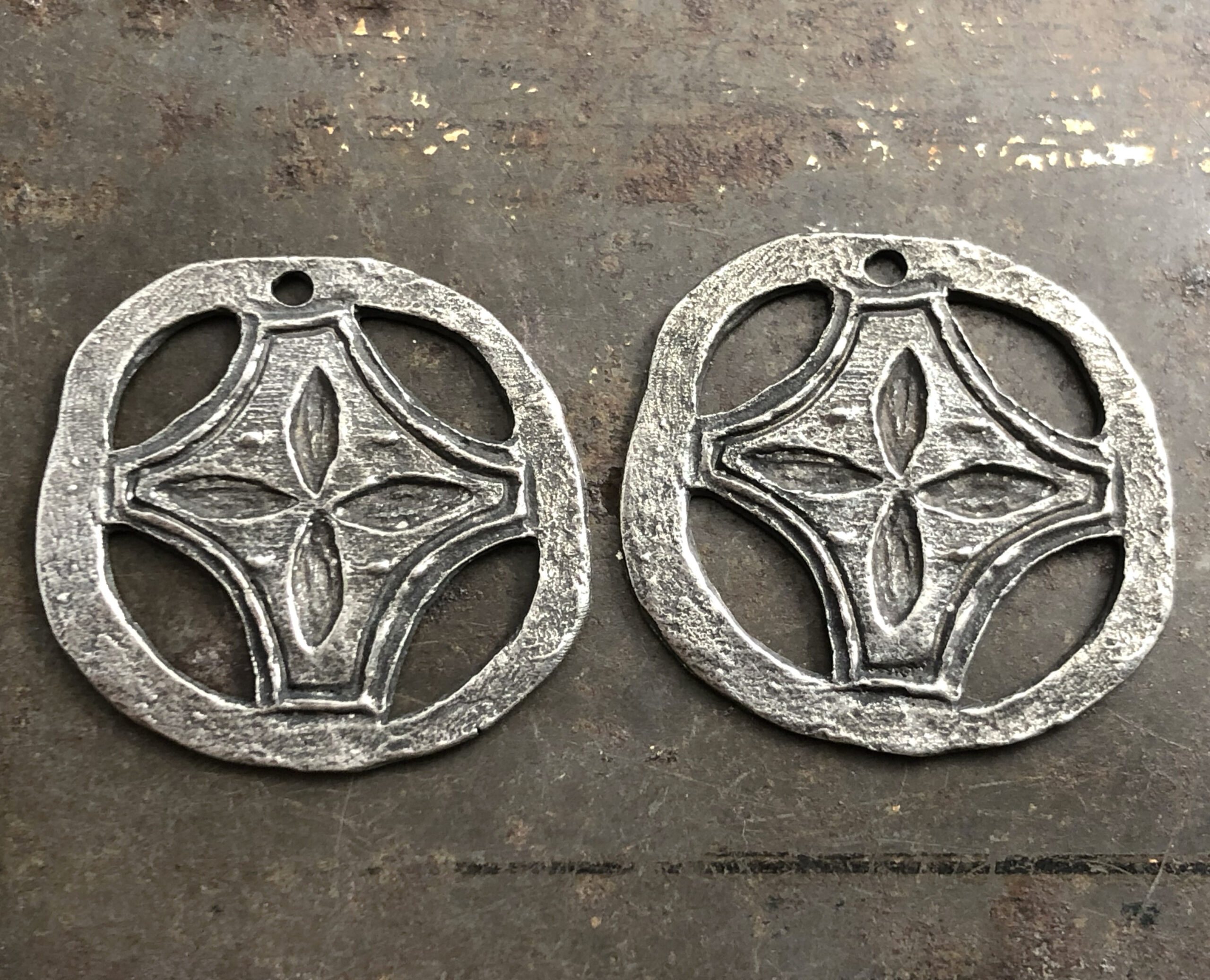 Spoked Flower Charms - Image 2