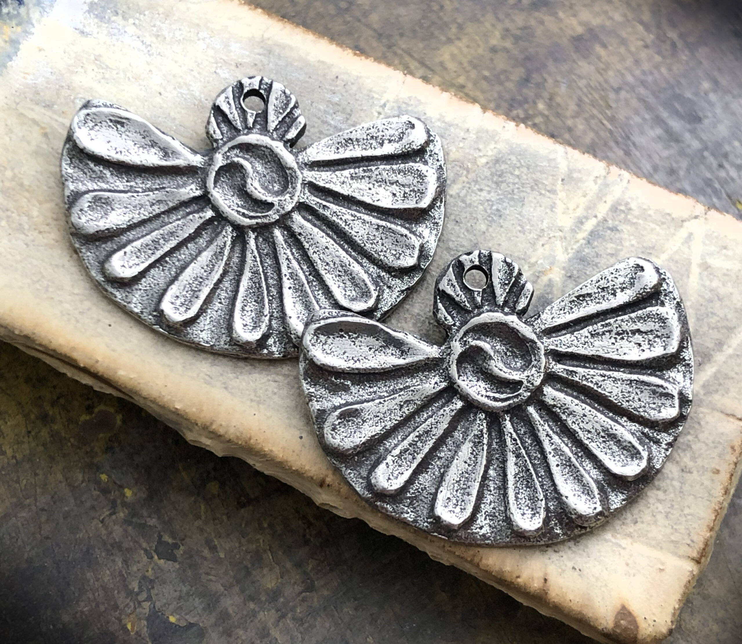 Floral Yin Yang Charms - Image 4