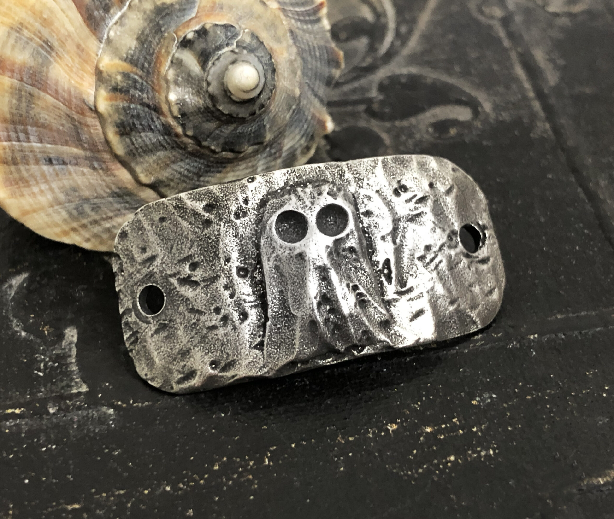 Ghost Bracelet Focal